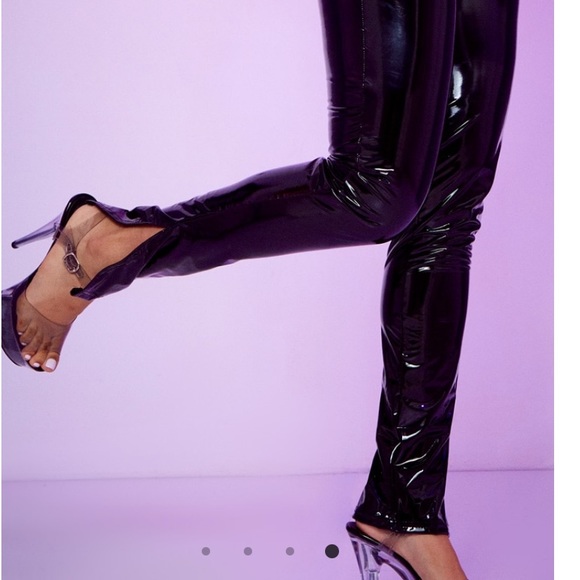 Vinyl paired suit - Picture 5 of 5